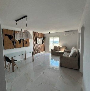 Bright refurbished living and dining space